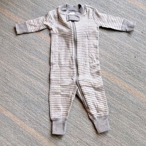 Hanna Andersson- grey striped zip up sleeper. 0-3 months